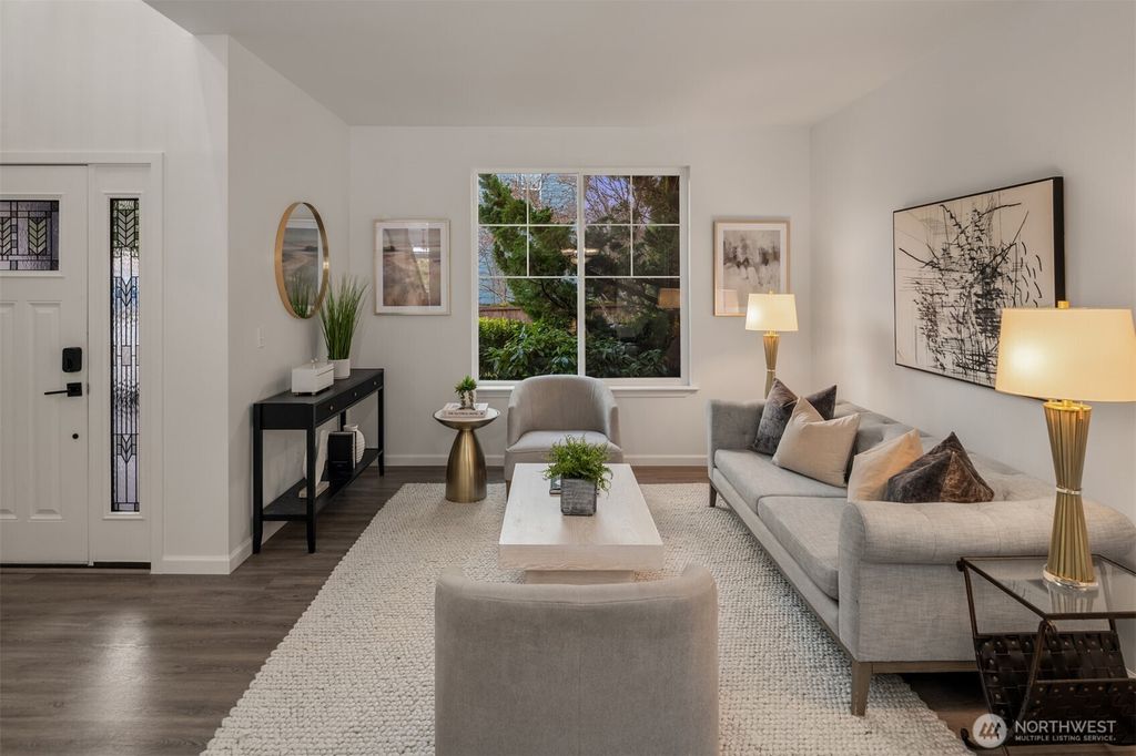 Photo of 21120 Meridian Place W, Bothell, WA 98021 (MLS # 2495639)