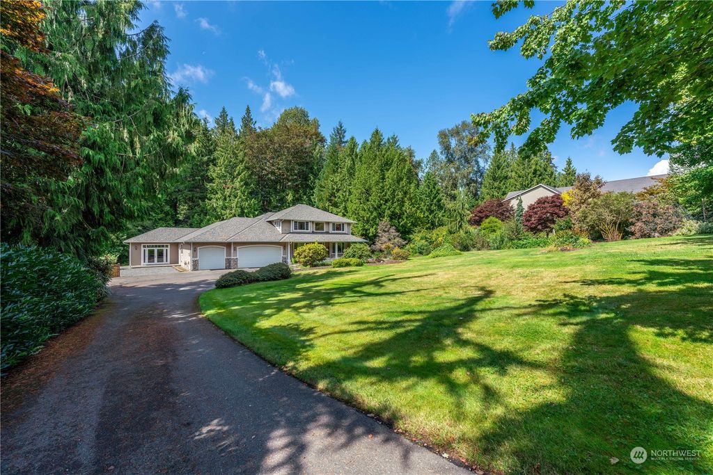 Photo of 4504 113th Avenue SE, Snohomish, WA 98290 (MLS # 2257453)