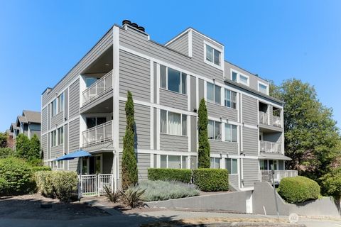 Photo of 1200 6th Avenue N #6, Seattle, WA 98109 (MLS # 2440030)