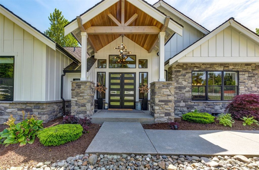 Photo of 6916 Interurban Boulevard, Snohomish, WA 98296 (MLS # 2382276)