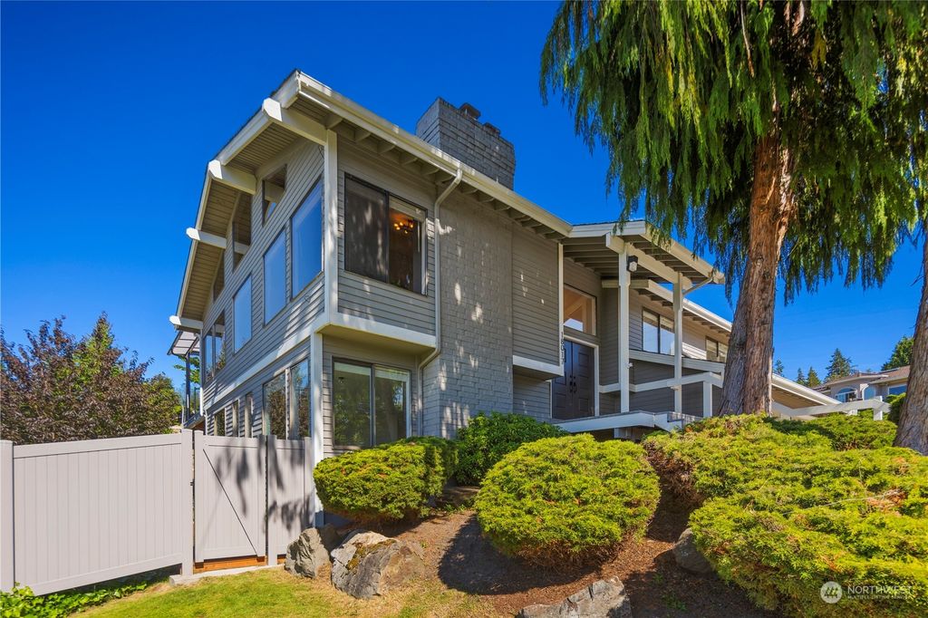Photo of 18017 Talbot Rd Rd, Edmonds, WA 98026 (MLS # 2252604)