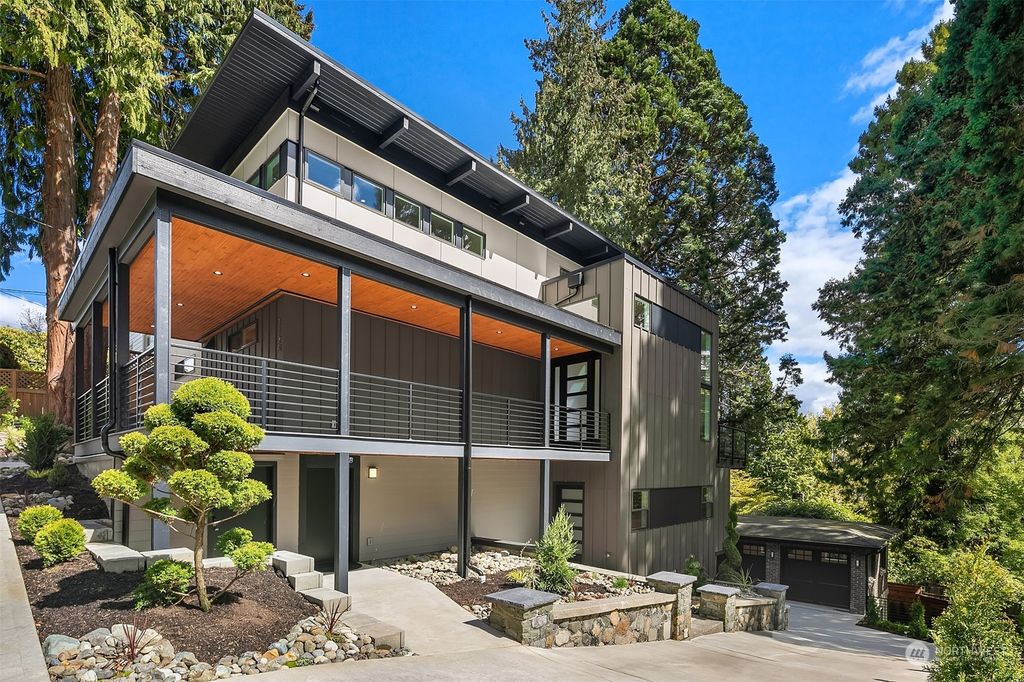 Photo of 1124 Newport Way, Seattle, WA 98122 (MLS # 2125586)