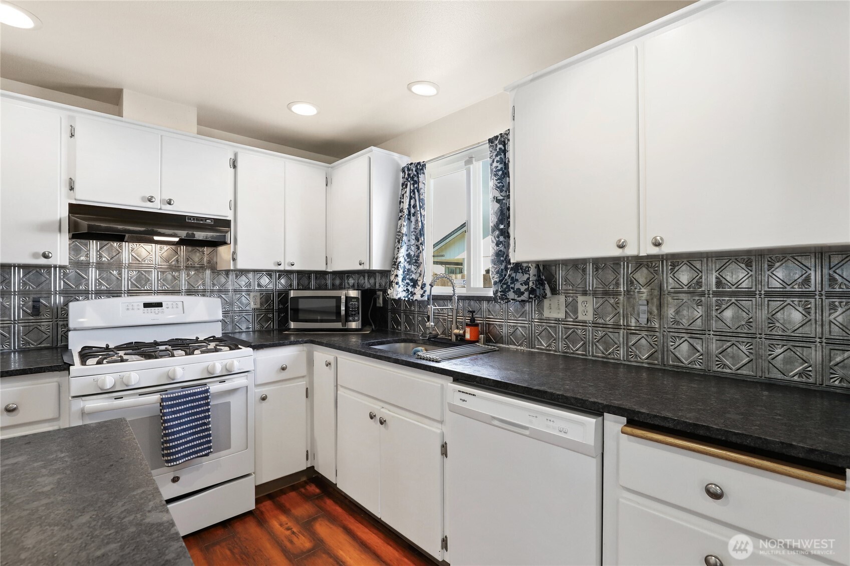 1316 Headley Avenue NW