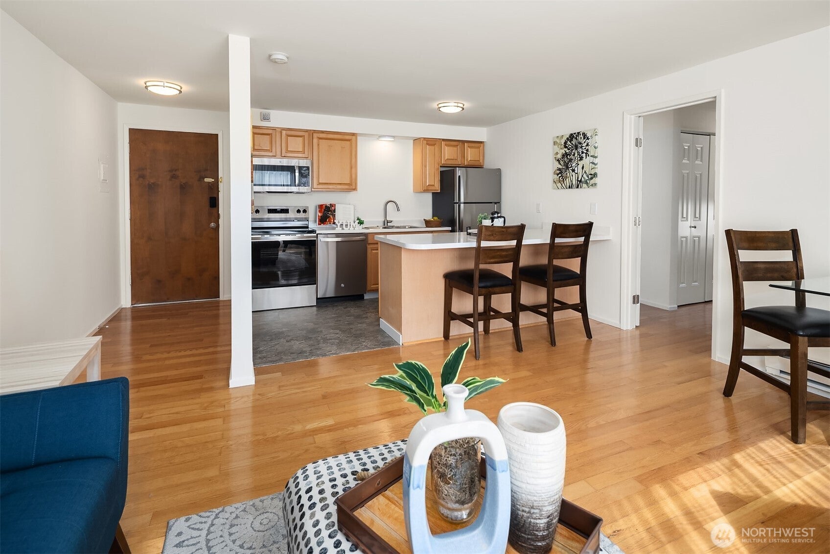 11006 NE 68th Street 811