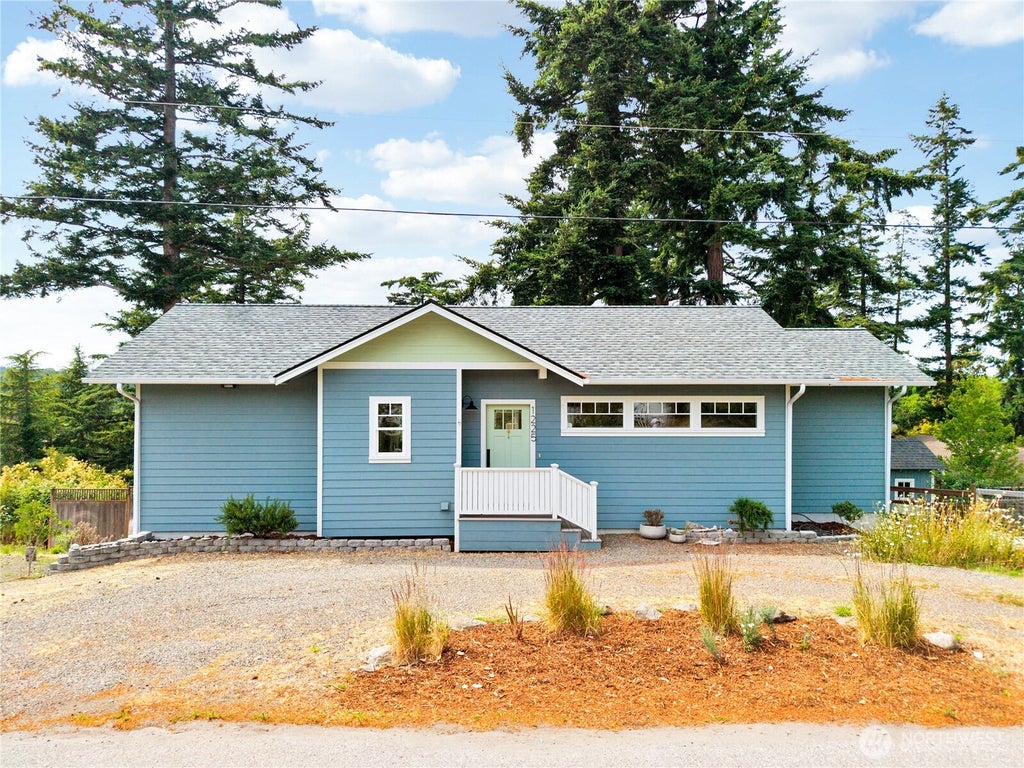 Photo of 1225 Cherry Street, Port Townsend, WA 98368 (MLS # 2525241)