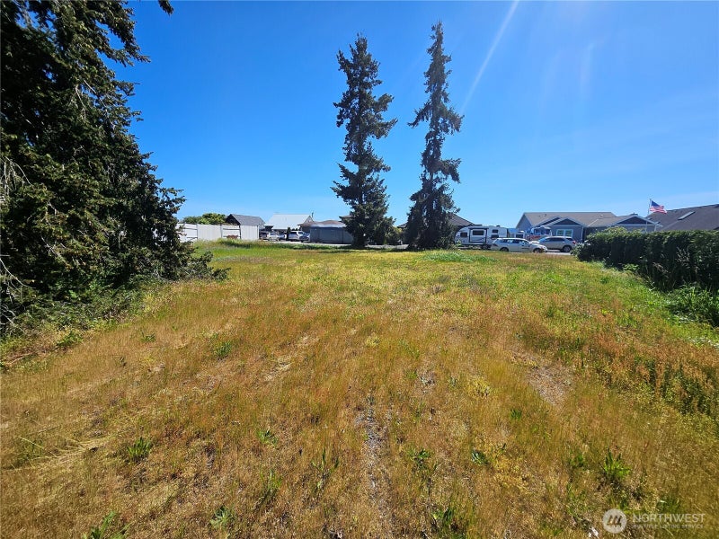 271 N Beach Drive