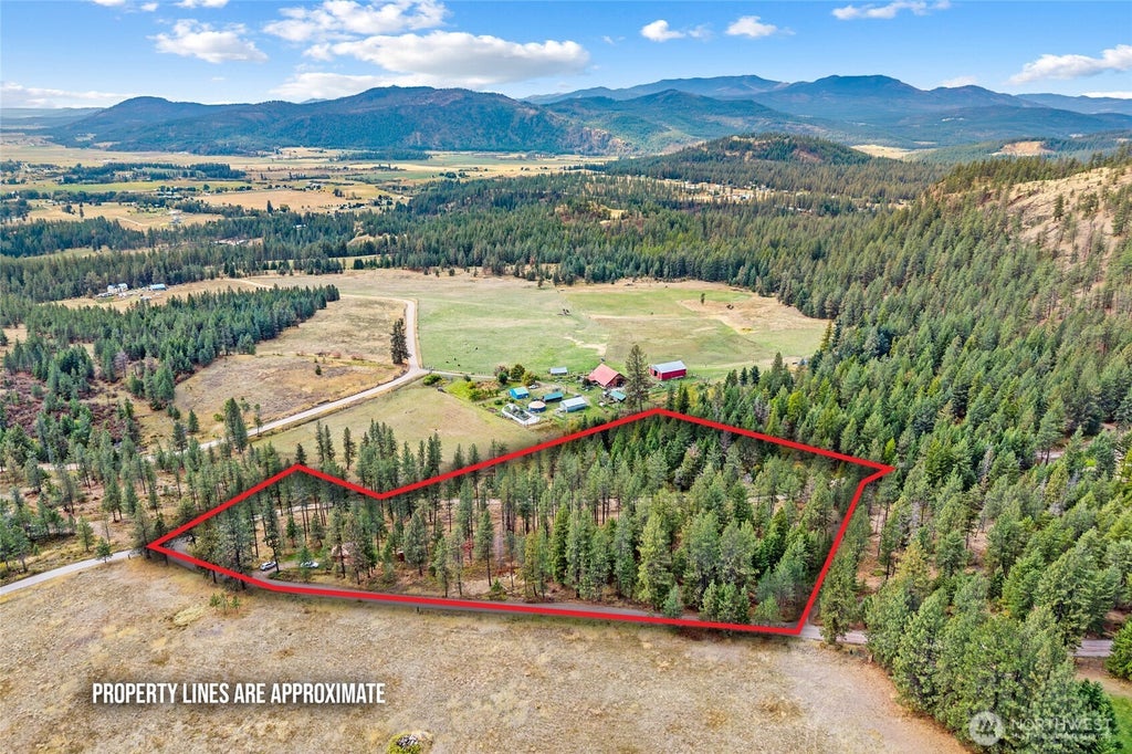 Photo of 2523 Ravens Way WAY, Chewelah, WA 99109 (MLS # 2591443)
