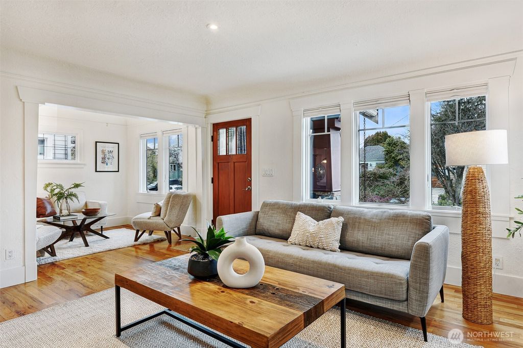 Photo of 809 NW 58th Street, Seattle, WA 98117 (MLS # 2483438)