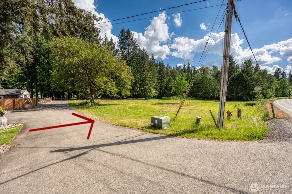 Photo of 20508 182nd Street Ct E, Orting, WA 98360 (MLS # 2526336)