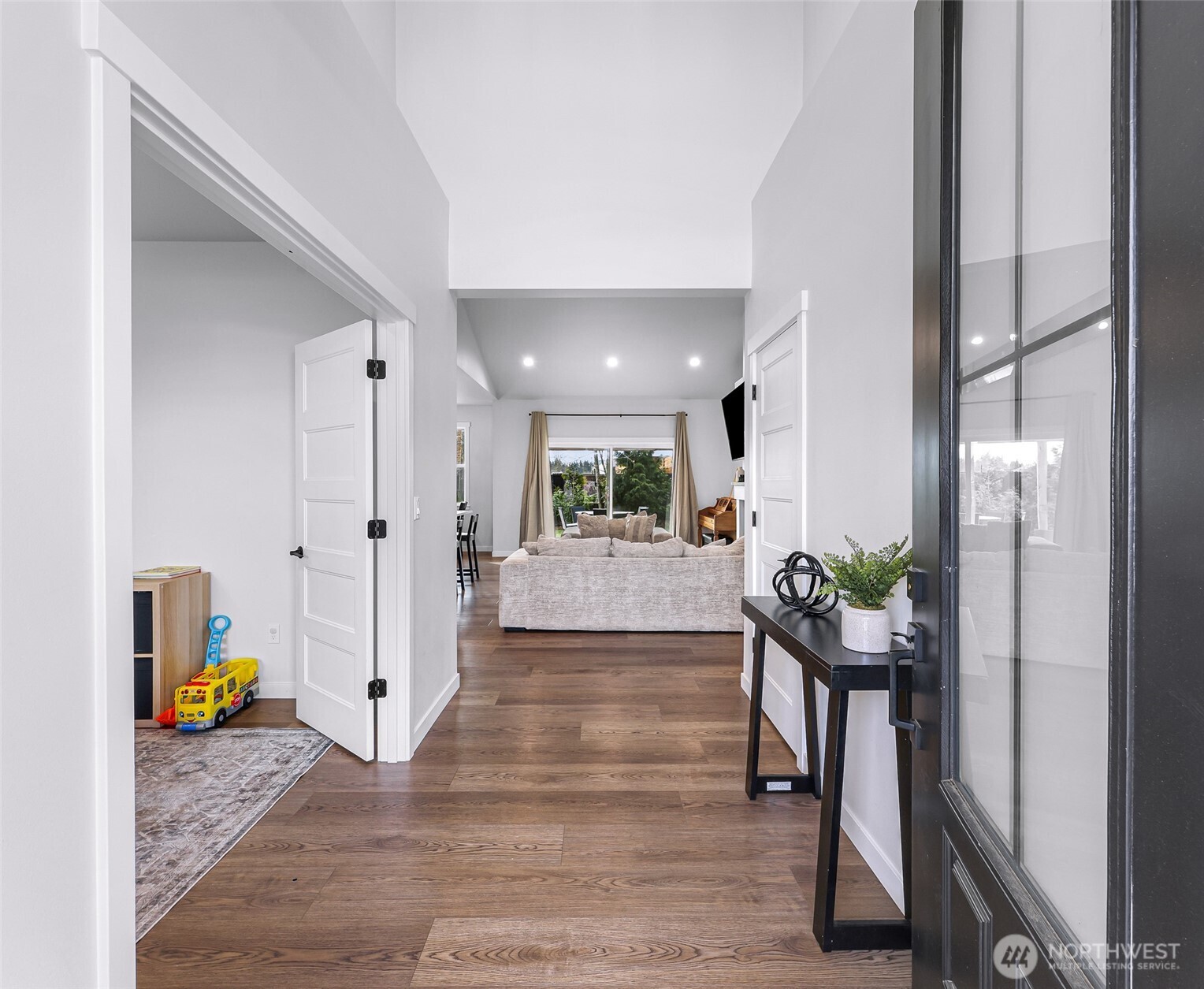 809 Pine Crest Drive