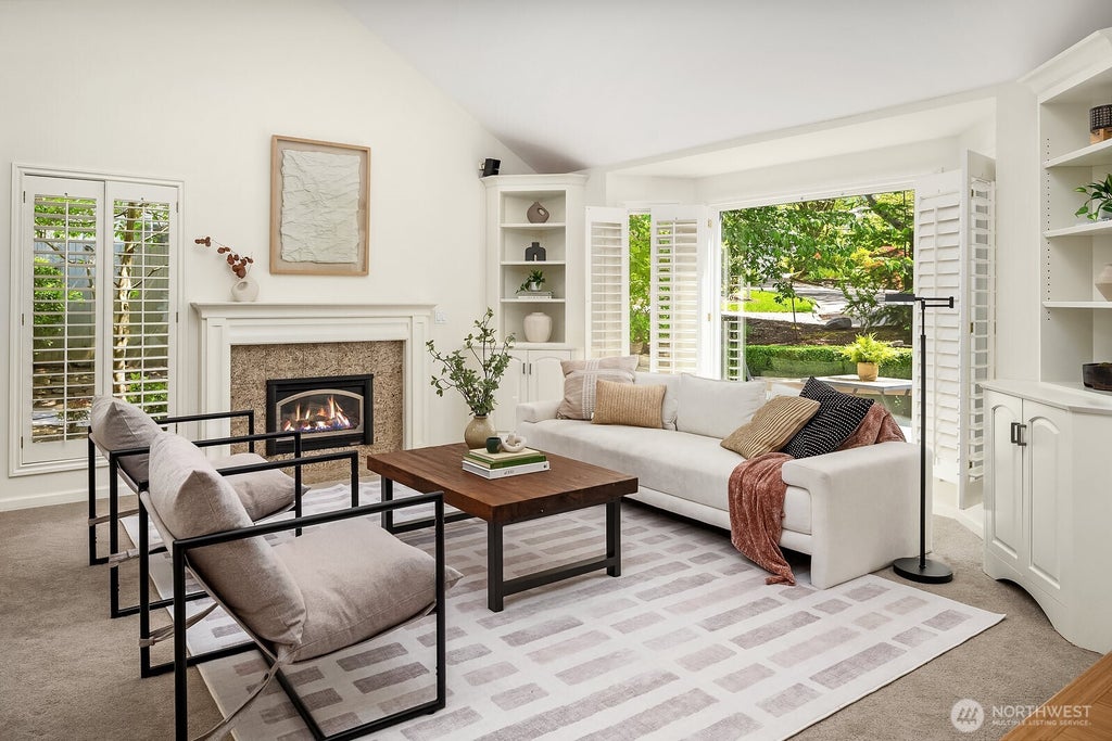 Photo of 6308 110th Avenue NE, Kirkland, WA 98033 (MLS # 2577014)