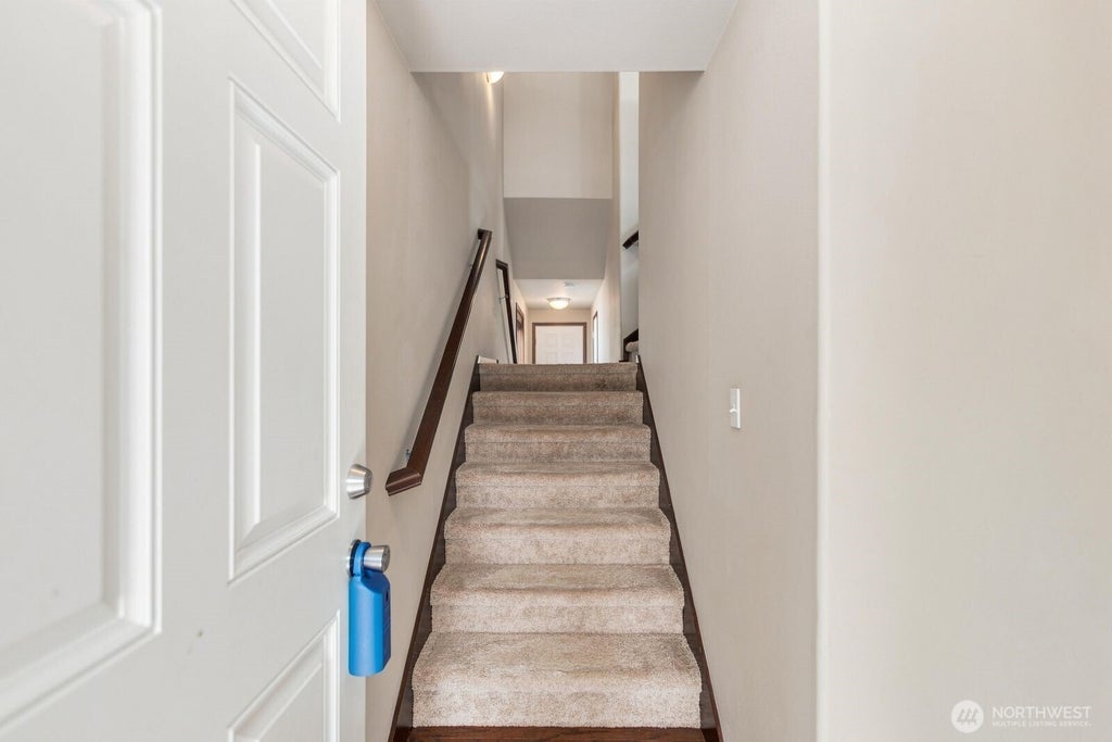 Photo of 4719 145th Street NE, Marysville, WA 98271 (MLS # 2571766)