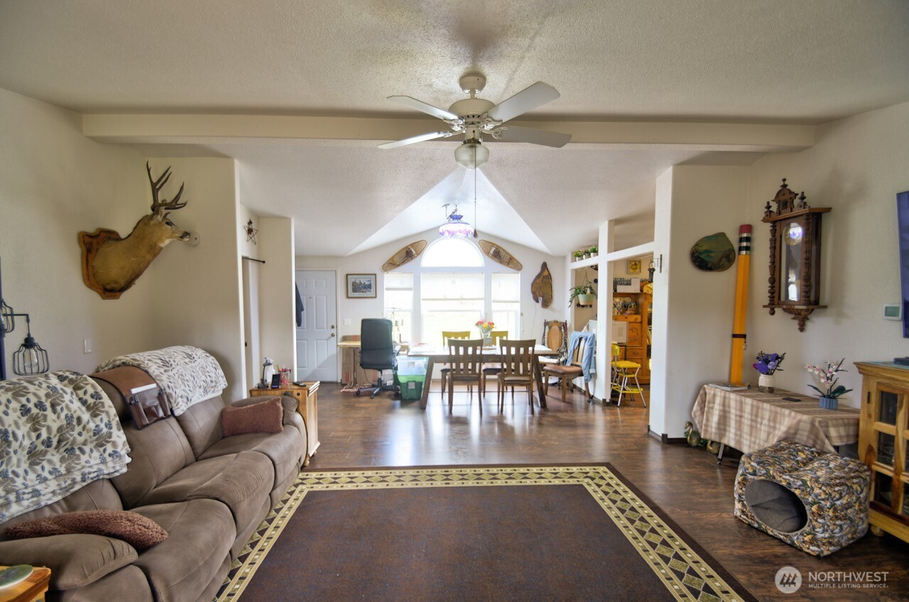 1159 King Road