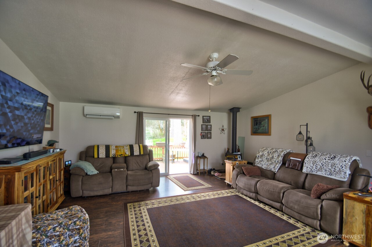 1159 King Road