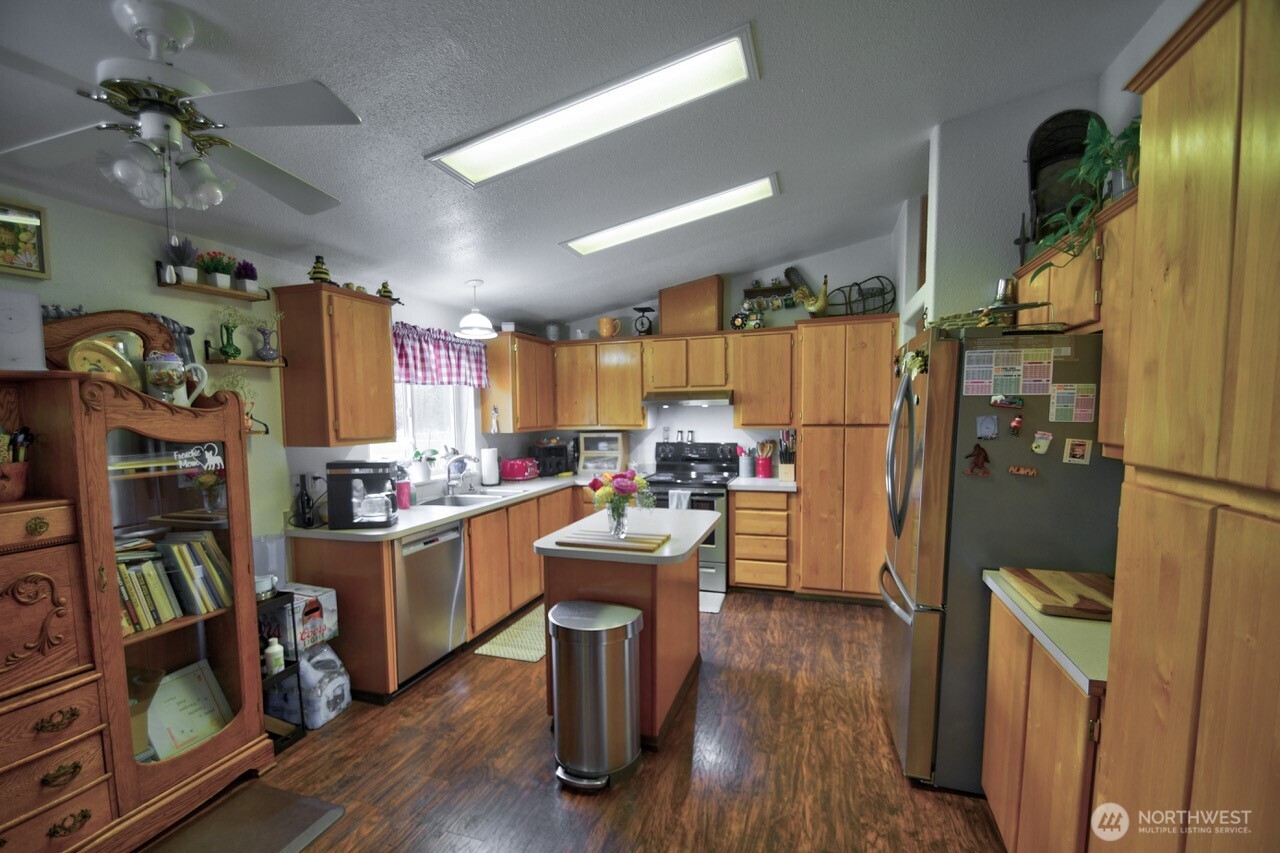 1159 King Road