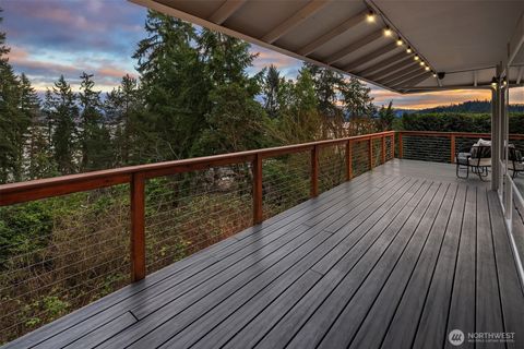 Photo of 17505 NE 4th Place, Bellevue, WA 98008 (MLS # 2468909)