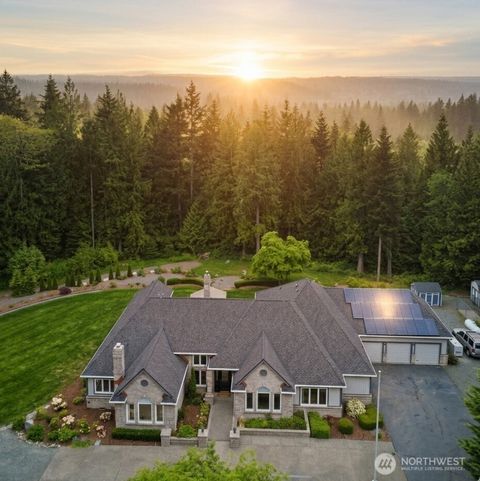 Photo of 28726 SE 43rd Place, Fall City, WA 98024 (MLS # 2504918)