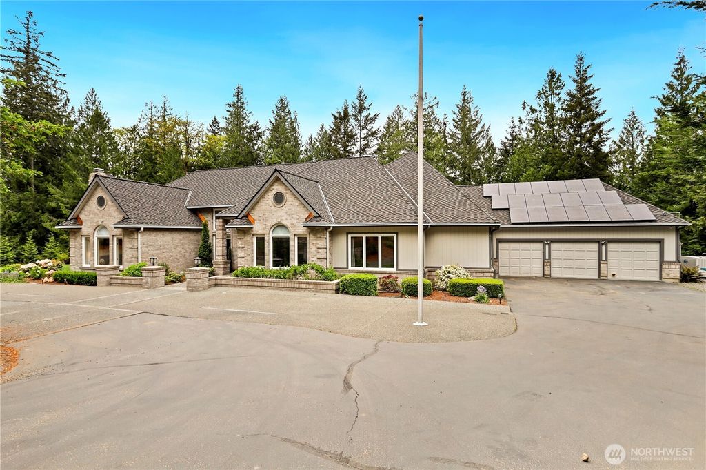 Photo of 28726 SE 43rd Place, Fall City, WA 98024 (MLS # 2504918)