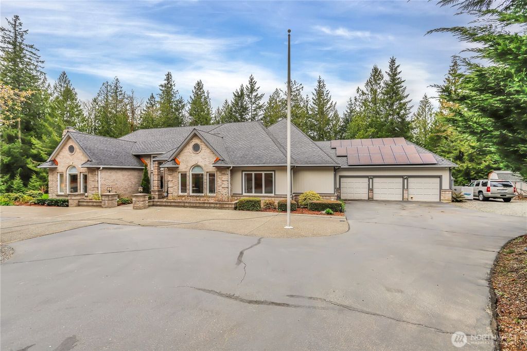 Photo of 28726 SE 43rd Place, Fall City, WA 98024 (MLS # 2504918)