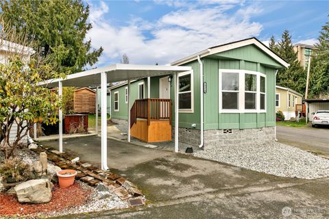 18320 35th Place S 384 SeaTac WA 98188