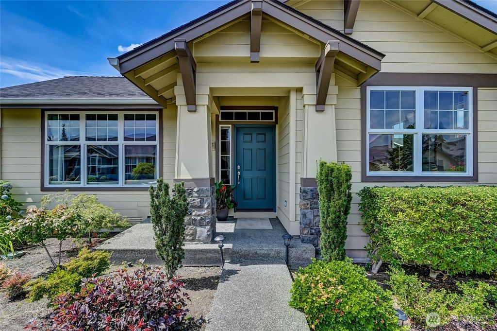 Photo of 12515 232nd Way NE, Redmond, WA 98053 (MLS # 2416953)