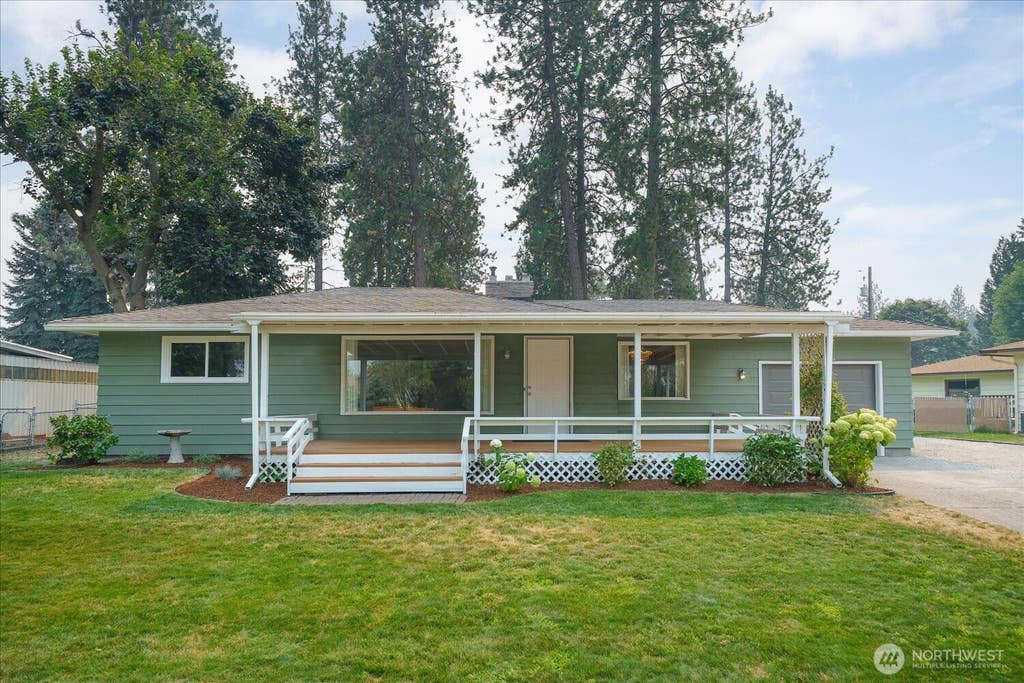 Photo of 12712 E Saltese Rd AVE, Spokane Valley, WA 99216 (MLS # 2565252)