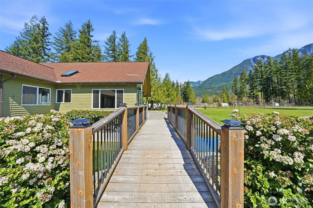 Photo of 16131 426th Avenue SE, Gold Bar, WA 98251 (MLS # 2498819)