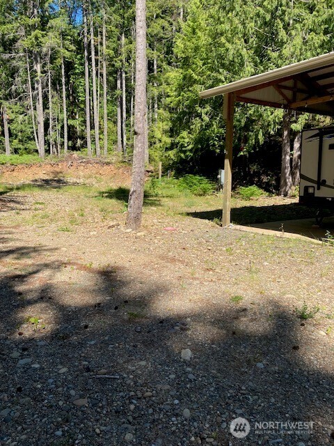 80 N Lookout Place