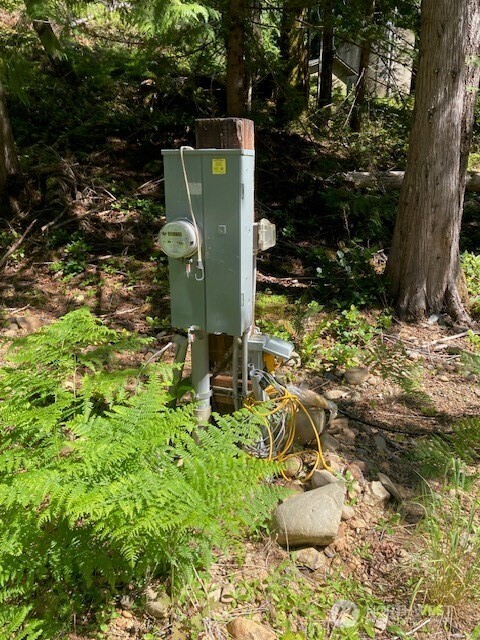 80 N Lookout Place
