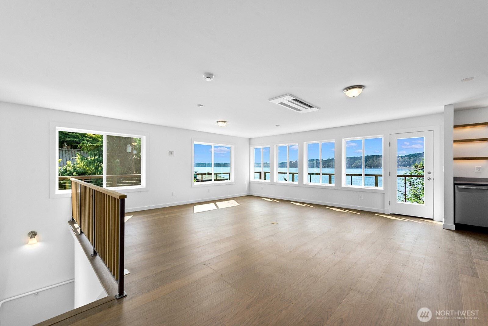 14758 SW Spring Beach Road