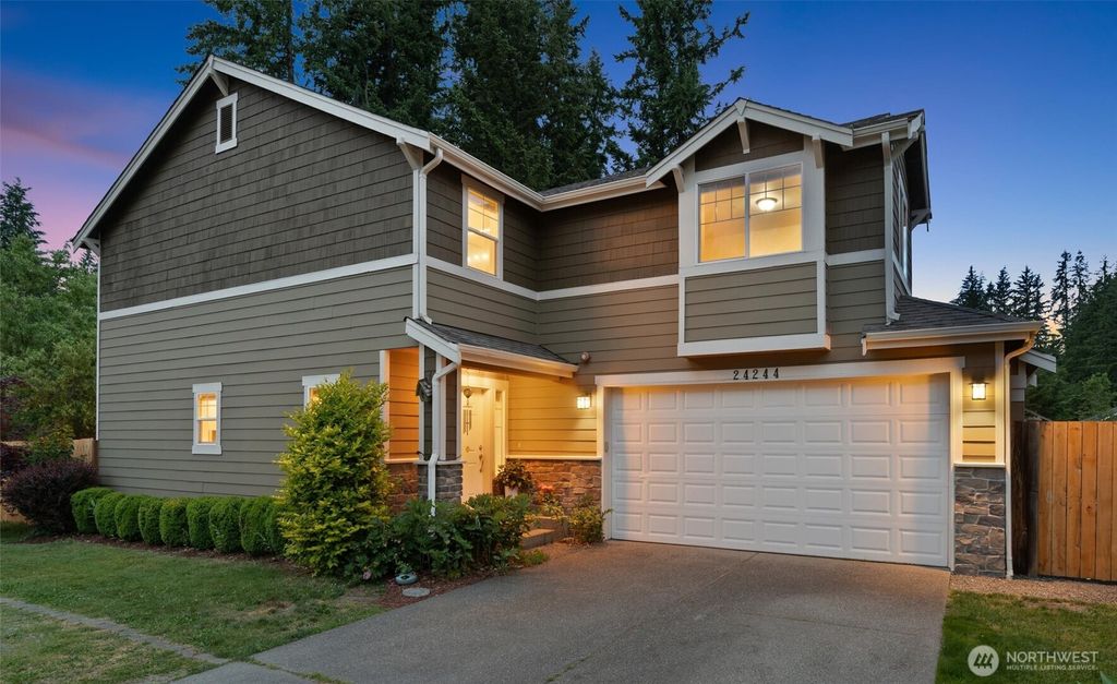 Photo of 24244 197th Avenue SE, Maple Valley, WA 98038 (MLS # 2370306)