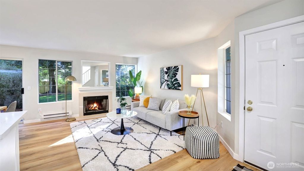 Photo of 610 122nd Avenue NE, Bellevue, WA 98005 (MLS # 2344983)