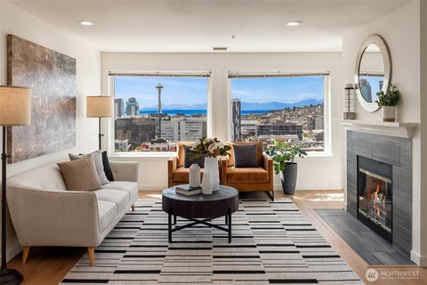 Photo of 420 Melrose Avenue E #902, Seattle, WA 98102 (MLS # 2590531)