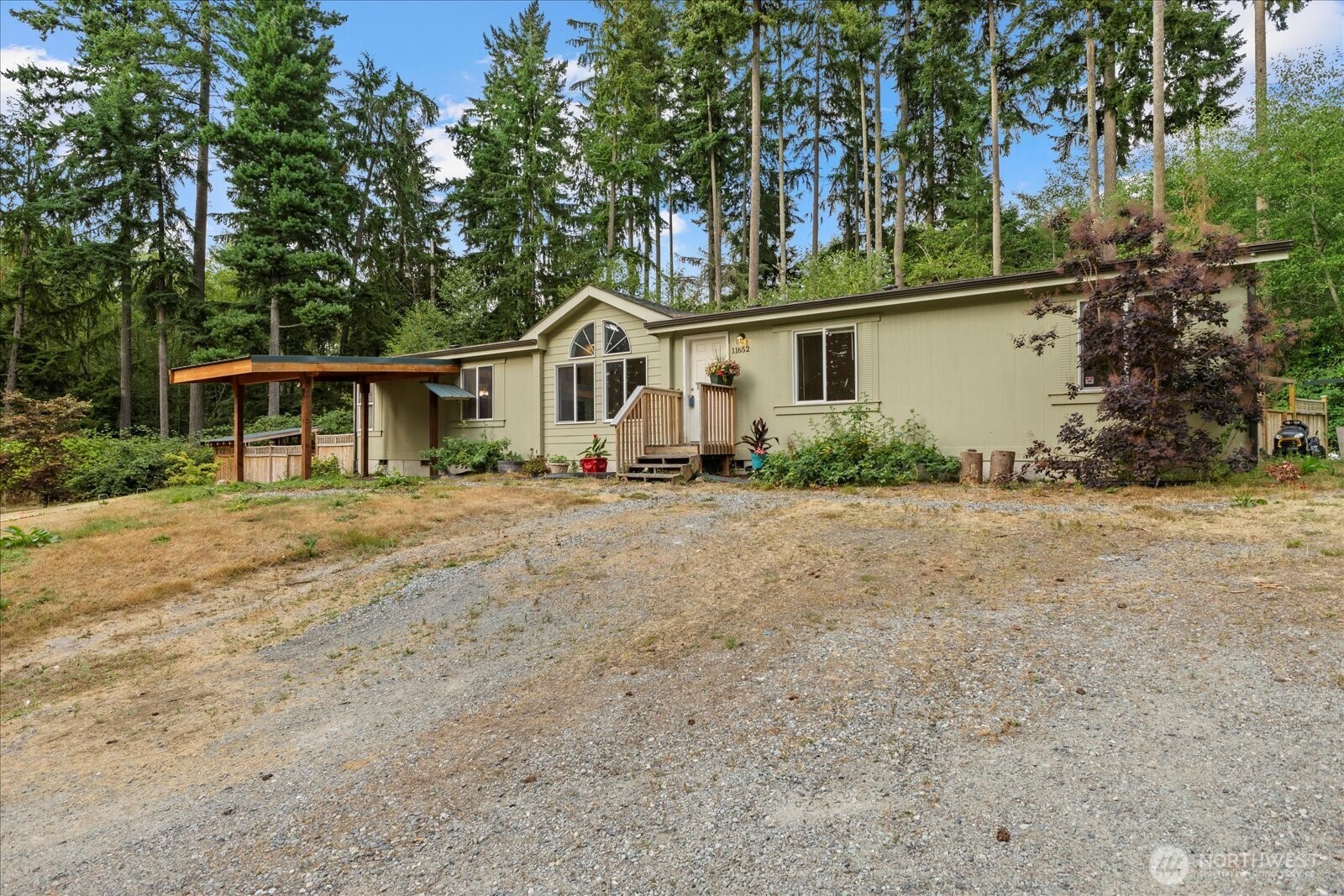 Clinton, Washington 98236, United States, 3 Bedrooms Bedrooms, ,2 BathroomsBathrooms,Residential,Active,192486