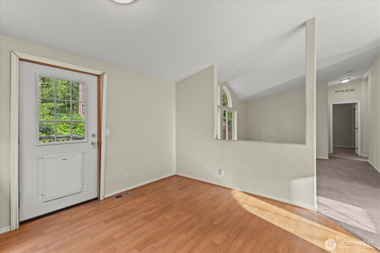 Clinton, Washington 98236, United States, 3 Bedrooms Bedrooms, ,2 BathroomsBathrooms,Residential,Active,192486