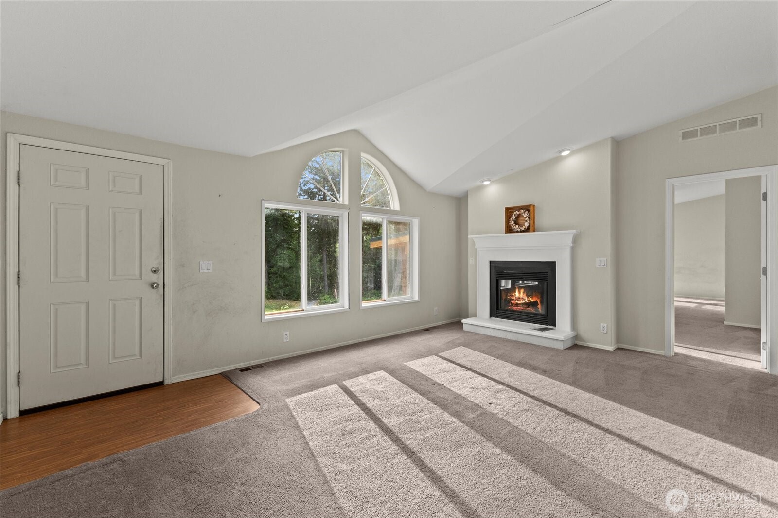 Clinton, Washington 98236, United States, 3 Bedrooms Bedrooms, ,2 BathroomsBathrooms,Residential,Active,192486