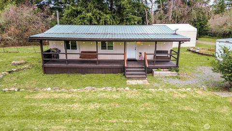 Photo of 14550 148th Avenue SE, Yelm, WA 98597 (MLS # 2472993)