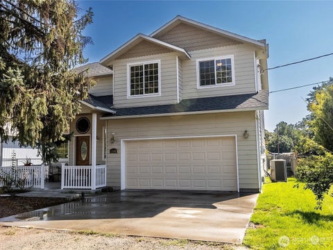 Photo of 1948 Amelia Street, Walla Walla, WA 99362 (MLS # 2544929)