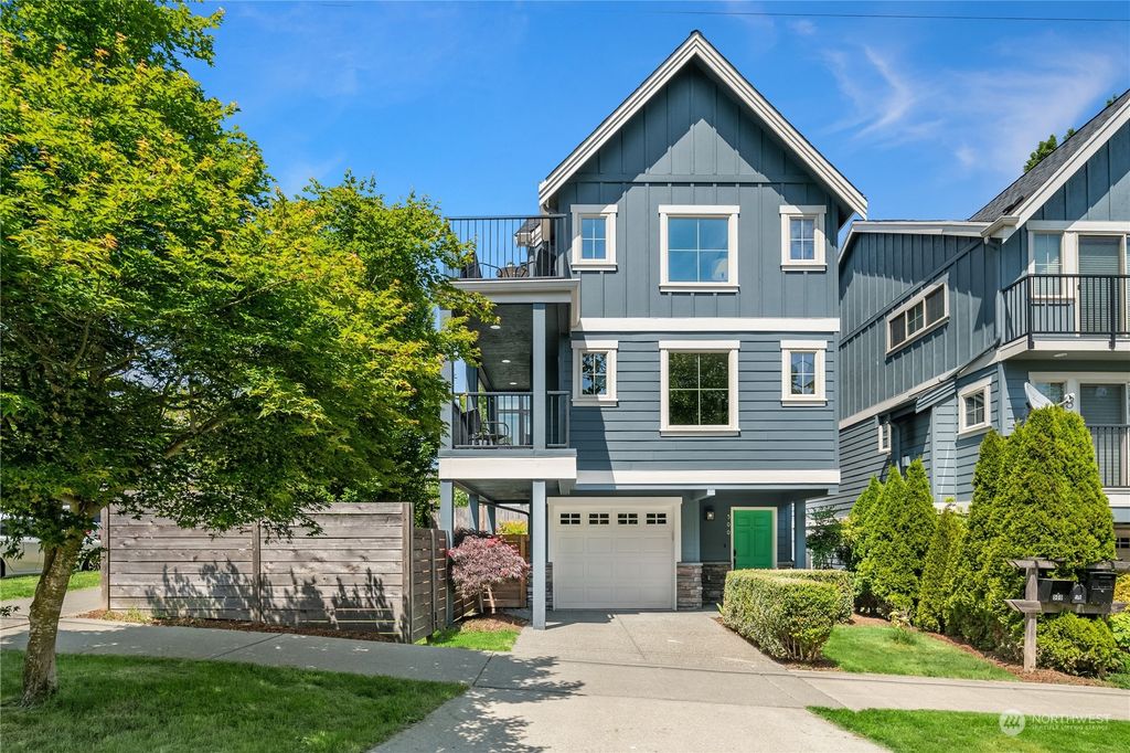 Photo of 500 N 44th Street, Seattle, WA 98103 (MLS # 2072300)