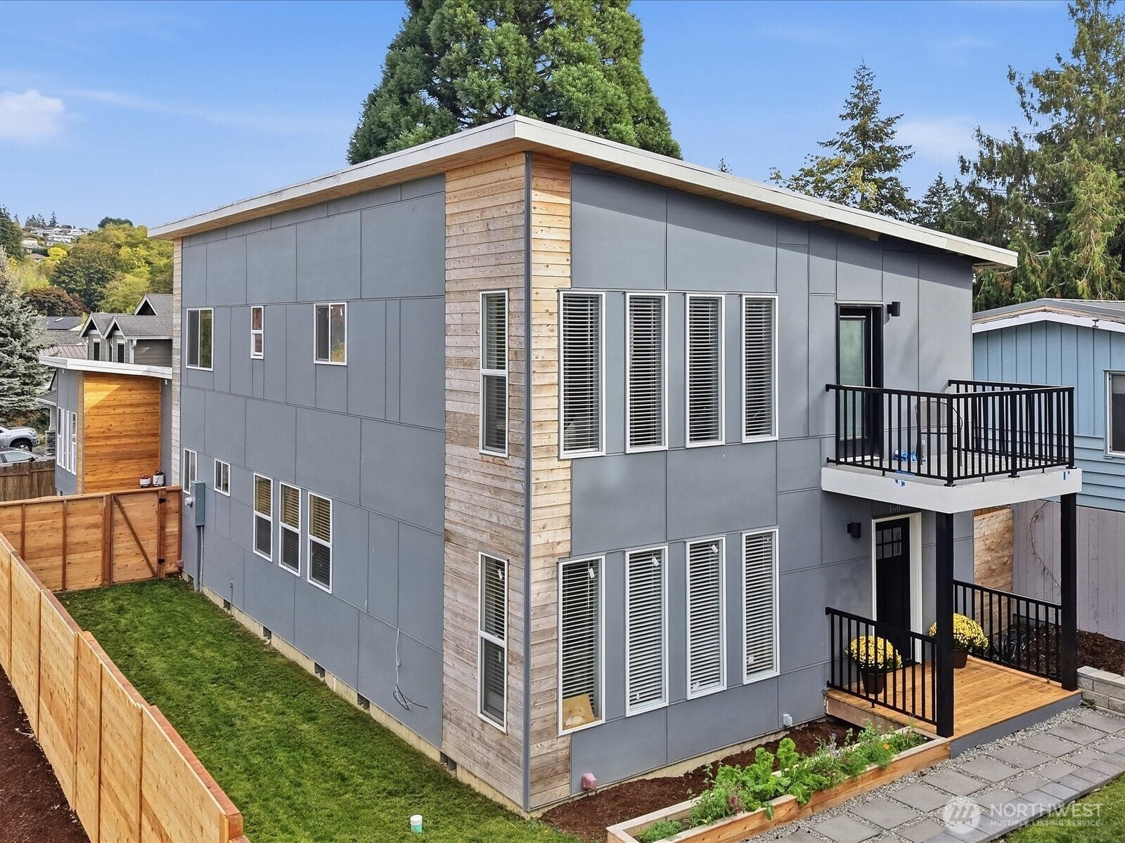 1603 S Walters Road