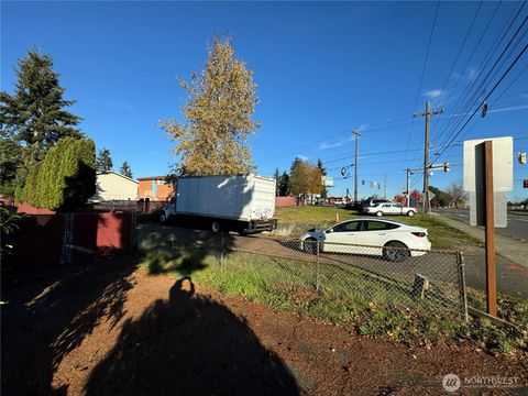 1606 S 128th Street S Burien WA 98168