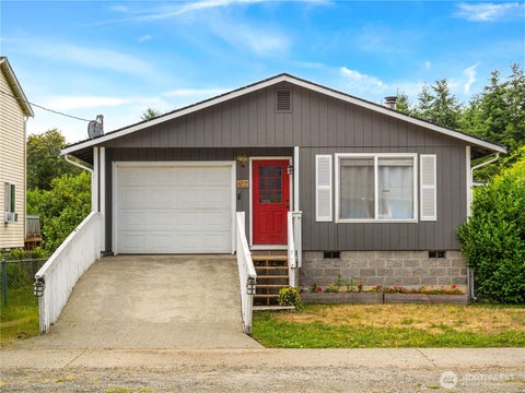 Photo of 602 S Main Street, Bucoda, WA 98530 (MLS # 2553184)