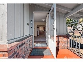 3400 Kauffman Avenue