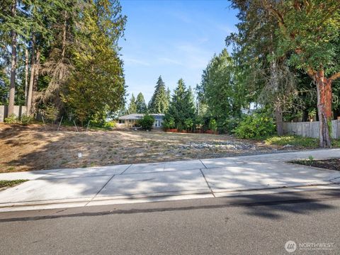 Photo of 1434 NE 166th Court, Shoreline, WA 98155 (MLS # 2424648)