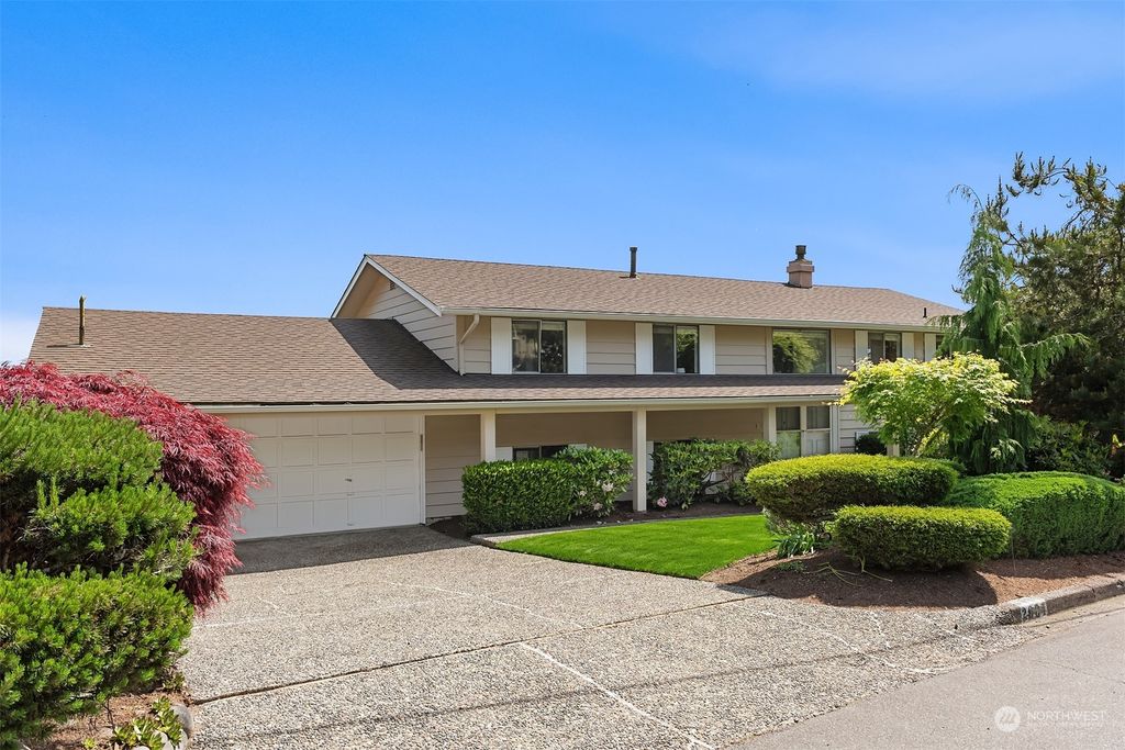 Photo of 2604 168th Avenue SE, Bellevue, WA 98008 (MLS # 2239145)