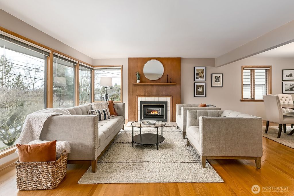 Photo of 3036 12th Avenue W, Seattle, WA 98119 (MLS # 2484075)