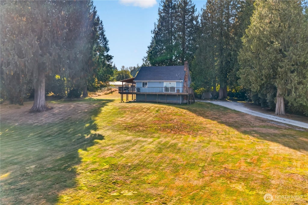 Photo of 20724 36th Ave AVE NW, Stanwood, WA 98292 (MLS # 2591102)