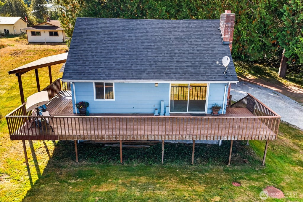 Photo of 20724 36th Ave AVE NW, Stanwood, WA 98292 (MLS # 2591102)