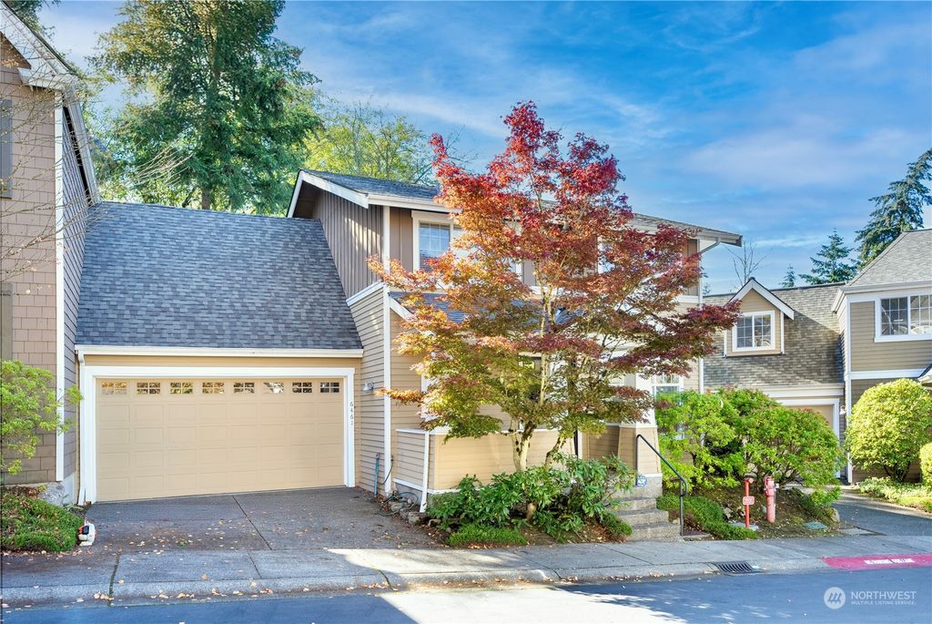 Photo of 6461 SE Cougar Mountain Way, Bellevue, WA 98006 (MLS # 2325853)