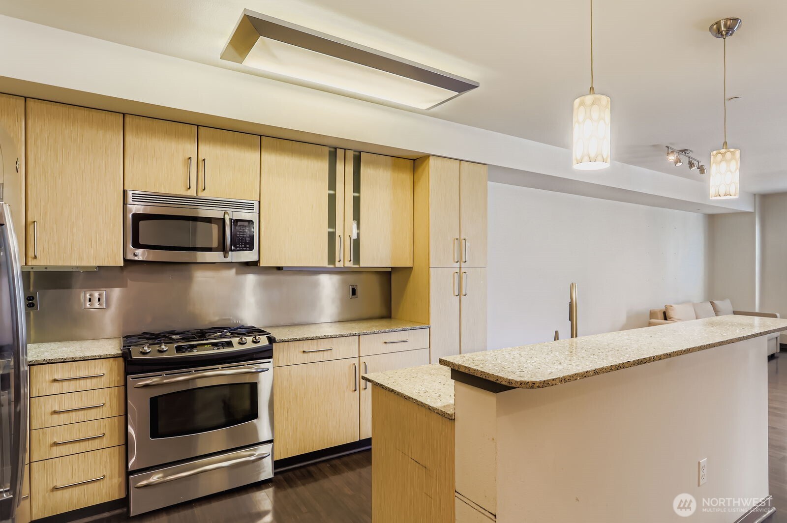 413 NE 70th Street 207